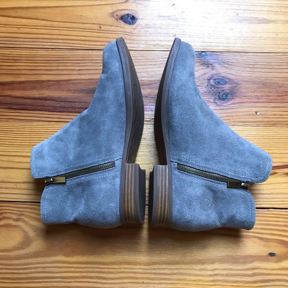 Spenco Light Grey Suede Leather Ankle Boots, EUC, 9 - Picture 3 of 11
